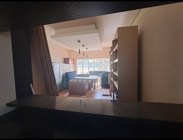 700M² OFFICE FOR SALE IN DUNKELD WEST
